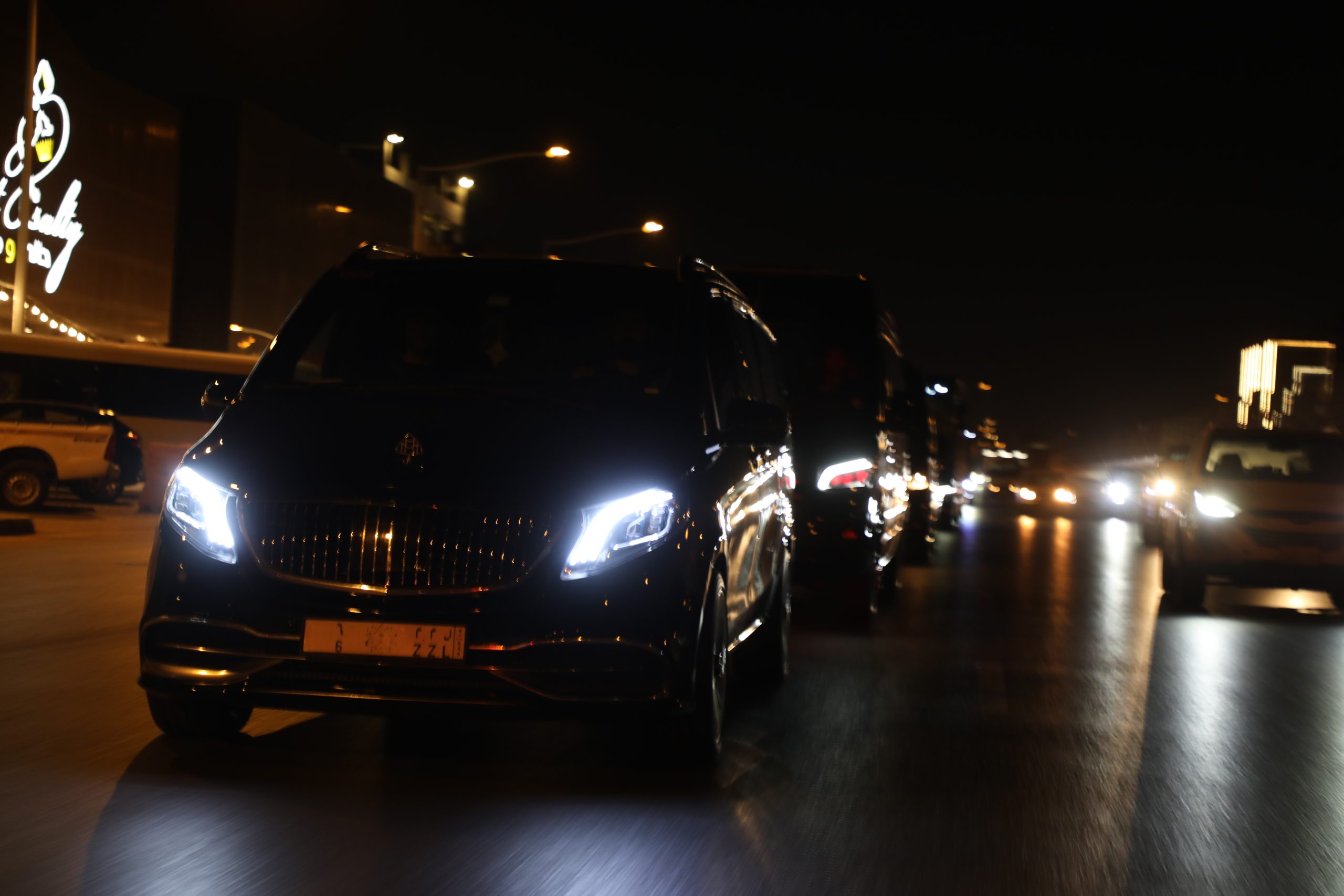 خدمات شركة باصات سياحة: الباصات السياحية الحديثة والراحة والأمان 